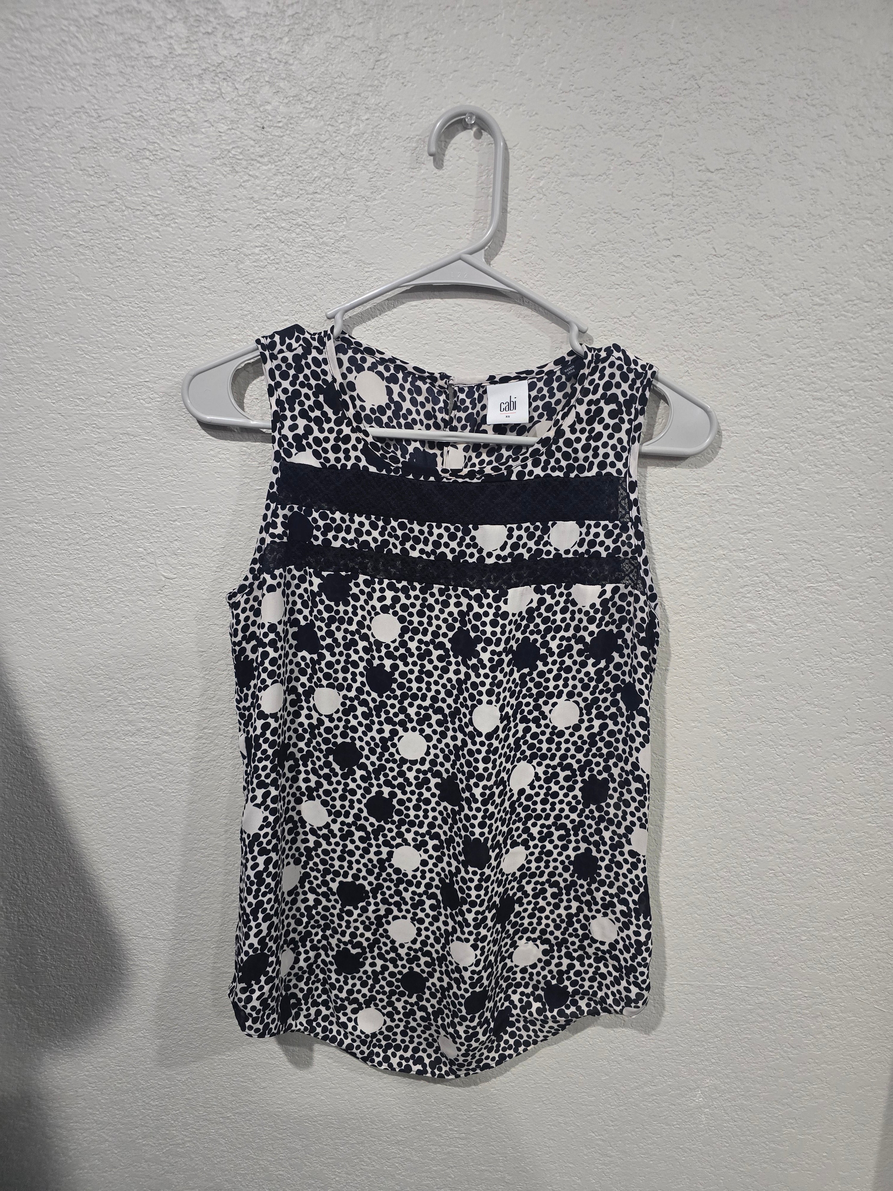 Gray and black tank top blouse