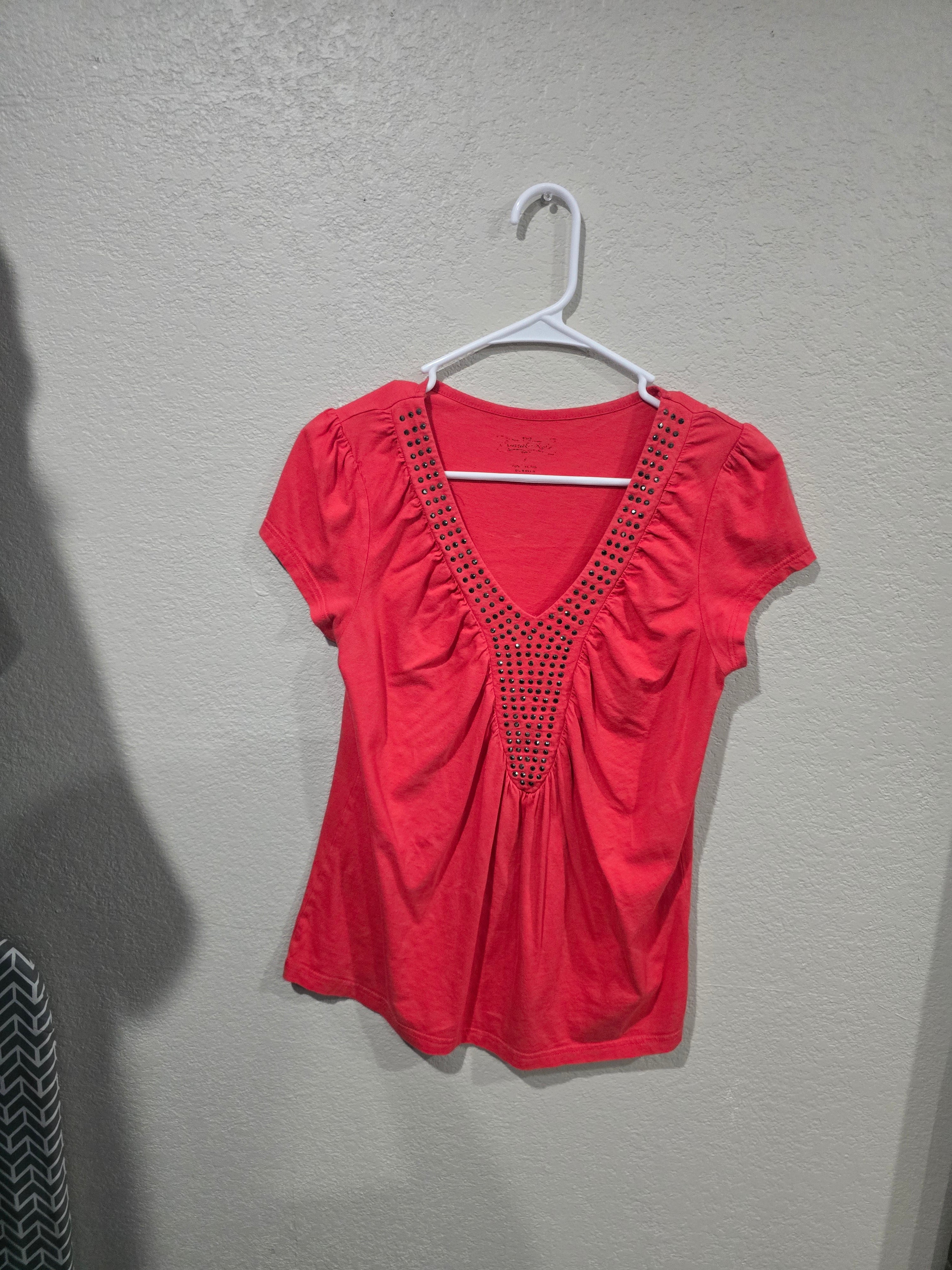 Hot pink vneck rhinestone blouse