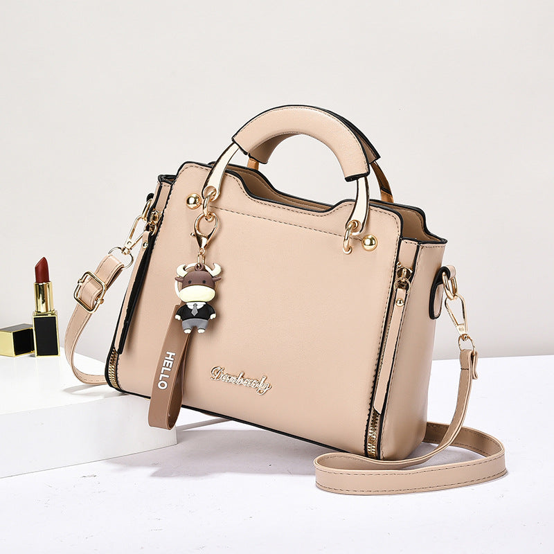Stylish And Versatile Womens Crossbody Bag With A Chic Sophisticated Vibe